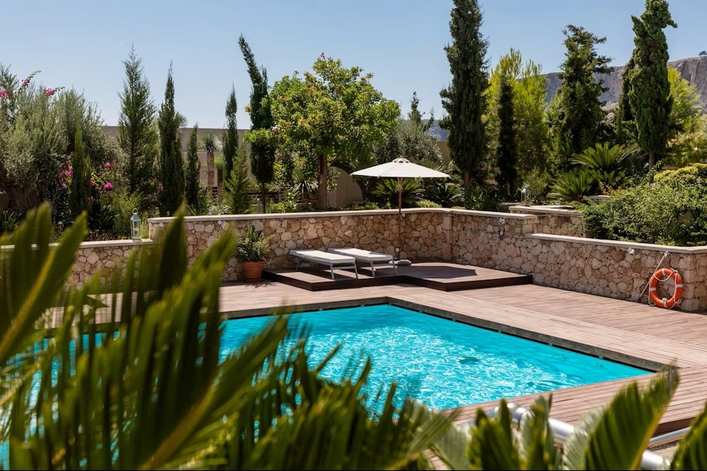 Swimming pool and leisure deck